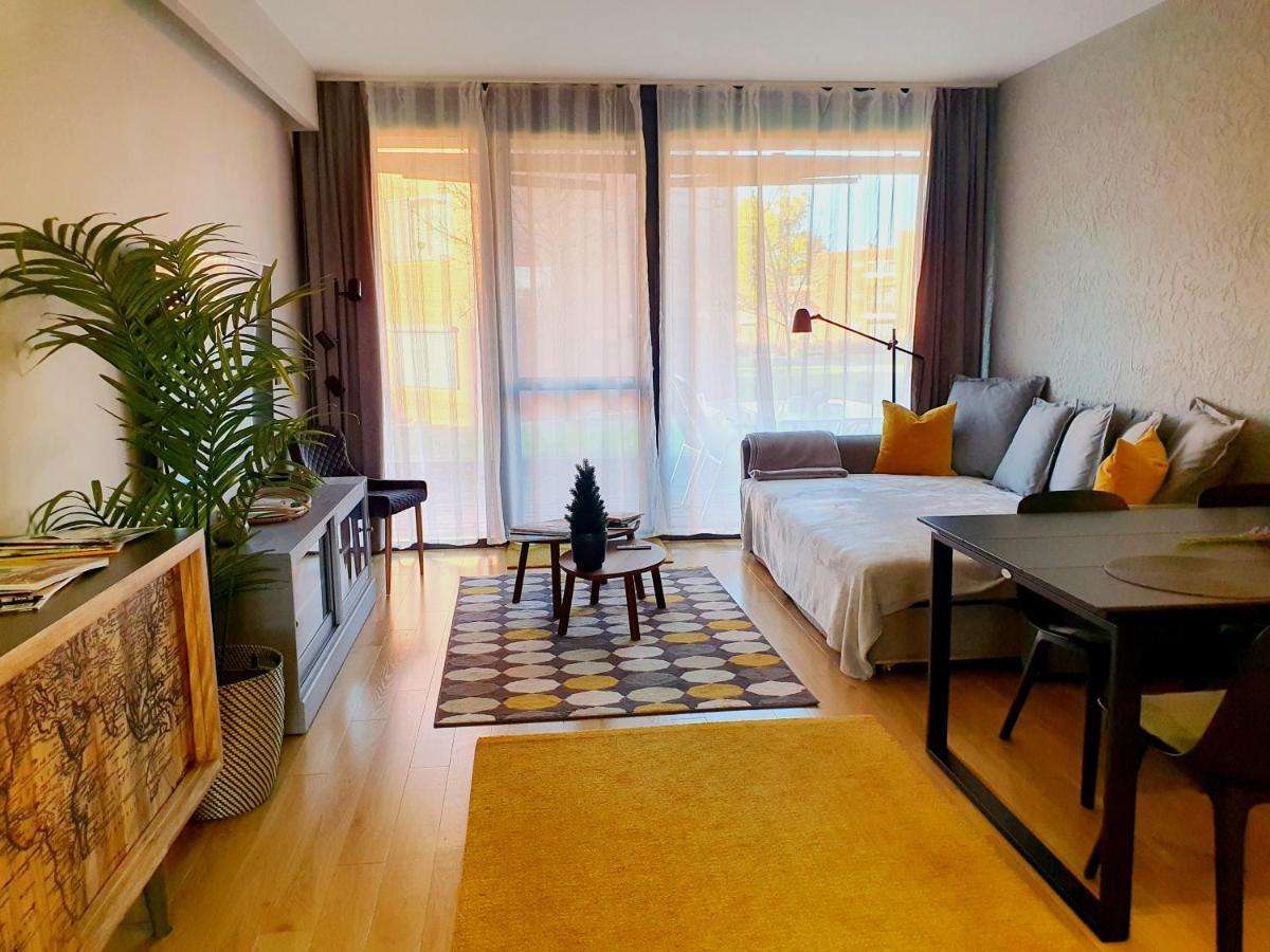 Bl Lakeside Apartman 巴拉通雷勒 外观 照片