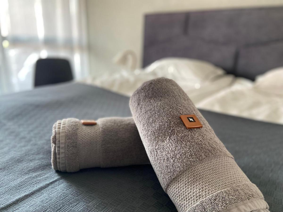 Bl Lakeside Apartman 巴拉通雷勒 外观 照片